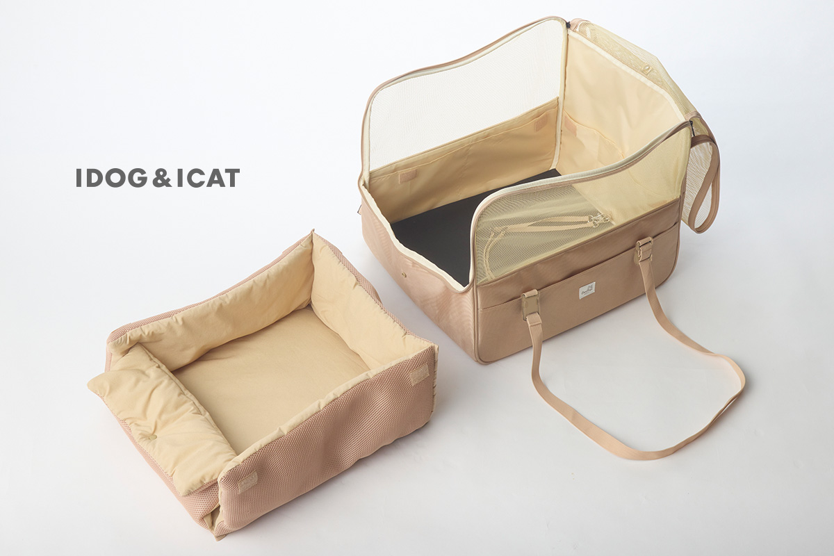 IDOG&ICATより、ペットとの車でのお出かけにぴったりな車内設置用